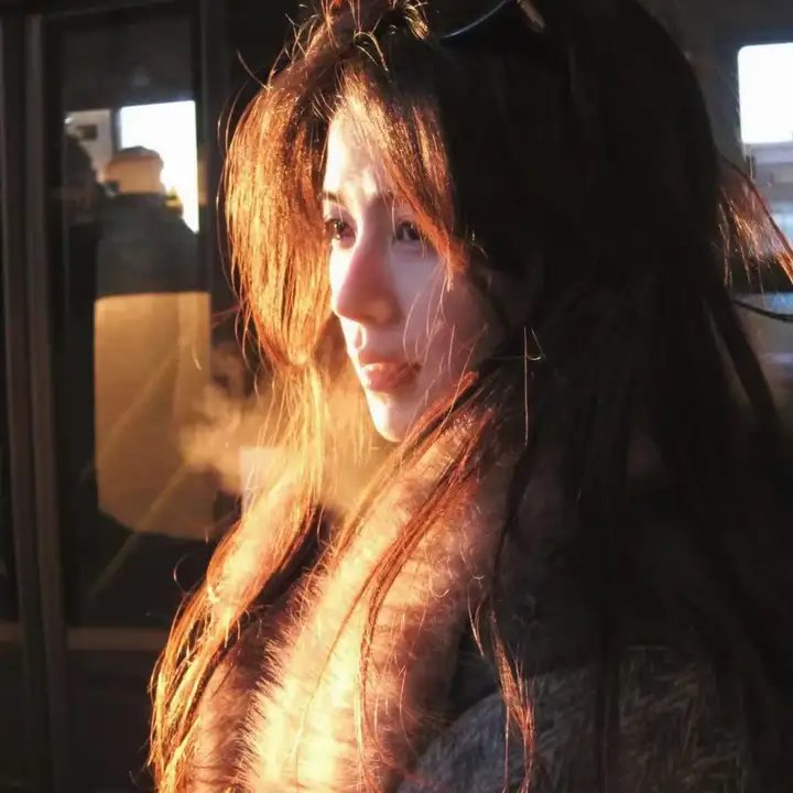 亚历克斯与艾玛